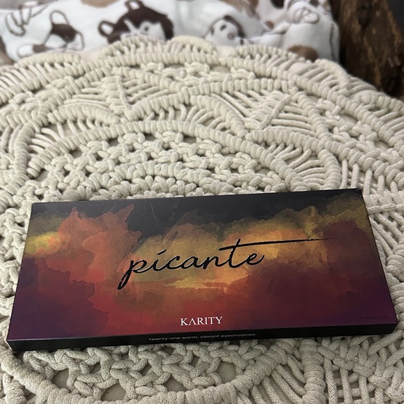 Karity Picante Eyeshadow Palette - Warm Tones - Picture 7 of 8